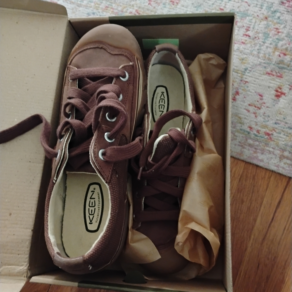 Keen Chocolate Brown Sneakers